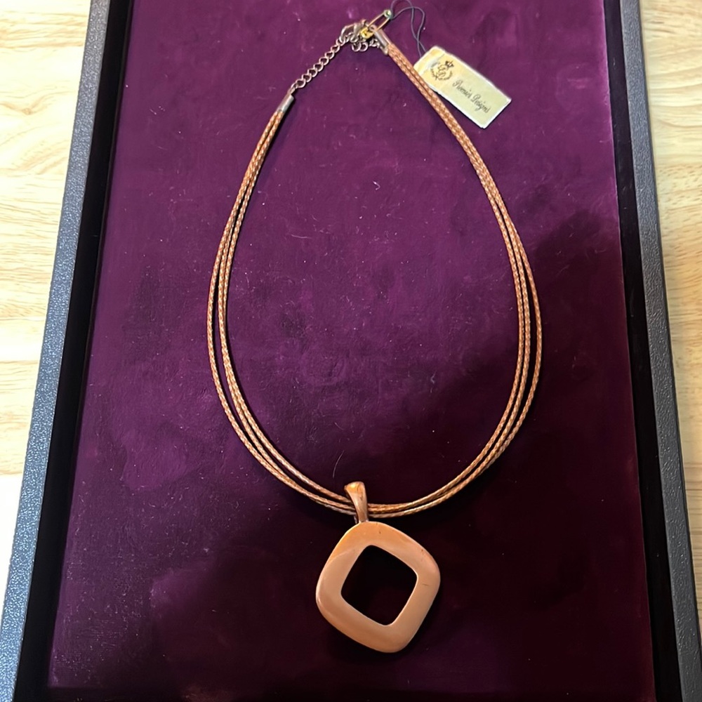 Premier Designs Copper necklace
